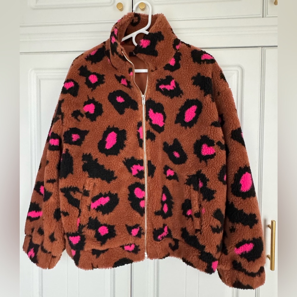 Strut & Bolt Brown and Pink oversized Thick Sherpa lined Jacket Super cozy. NWOT